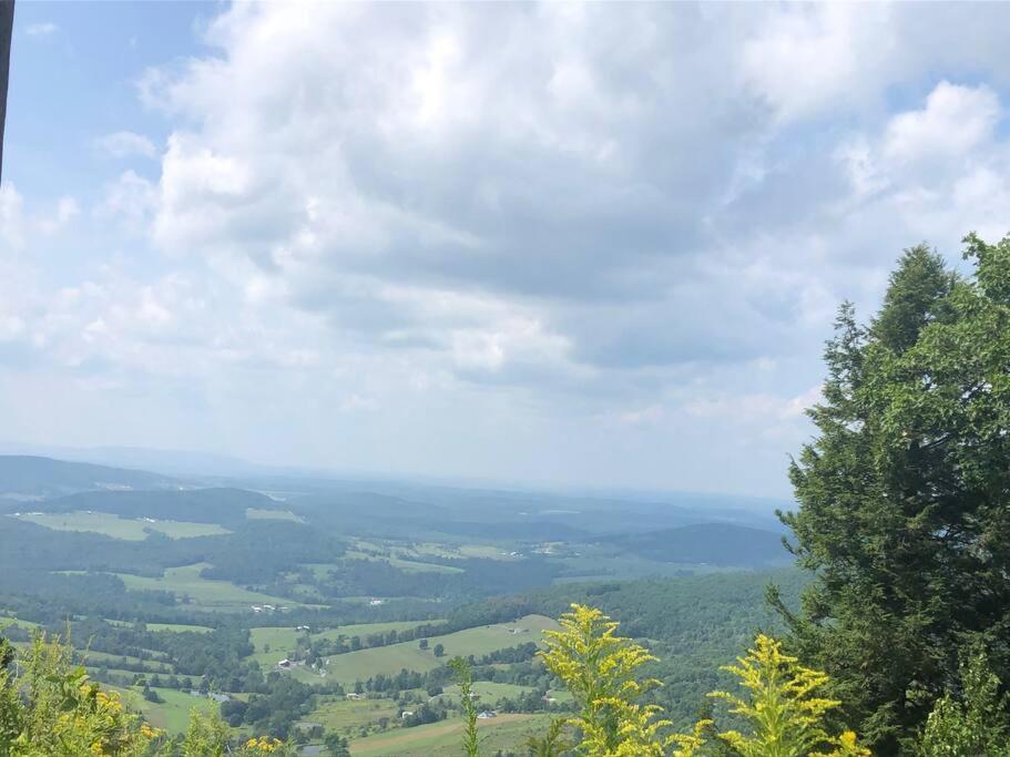 Small Town Hideaway Wyalusing 外观 照片